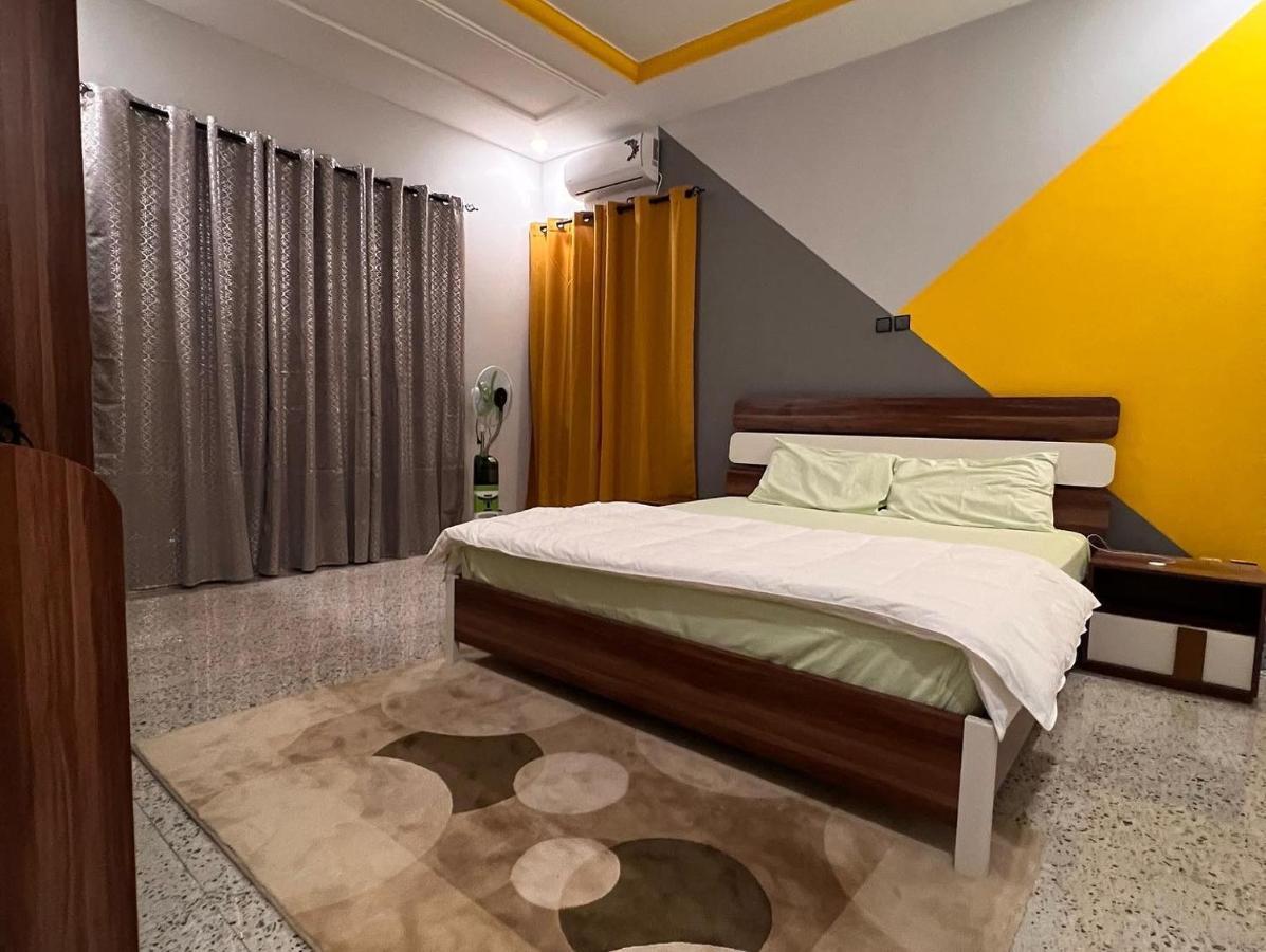 Smb-Gn Residence Lambandji - Electricite Et Wifi H24 科纳克里 外观 照片